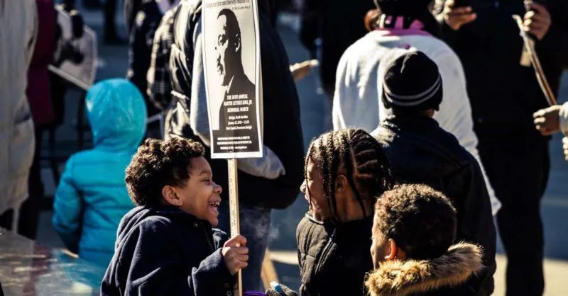 Niños en una manifestación